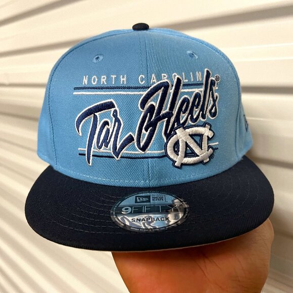 North Carolina Tar Heels NCAA Teamscript Snapback Hat - New - Picture 1 of 3